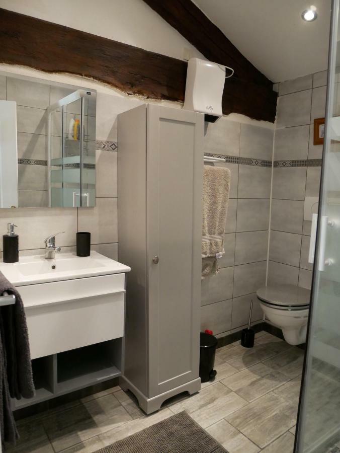 Вилла Chez Daisy Montbron Экстерьер фото